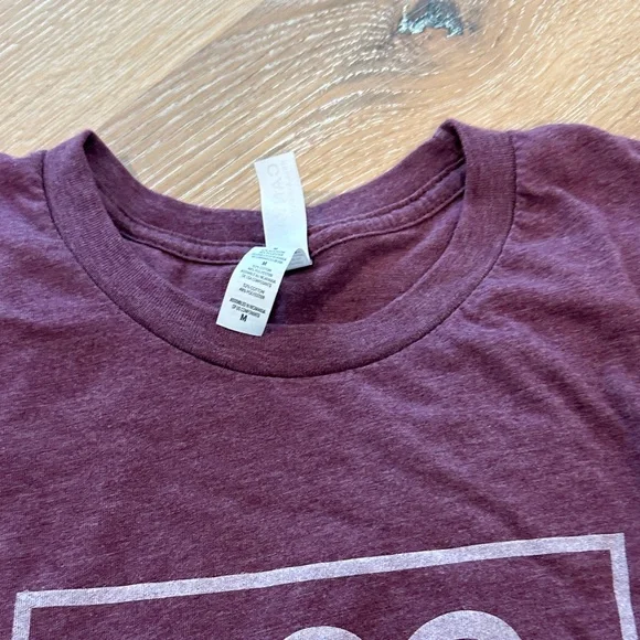 Dog Mom T-Shirt - Maroon - Picture 4 of 4